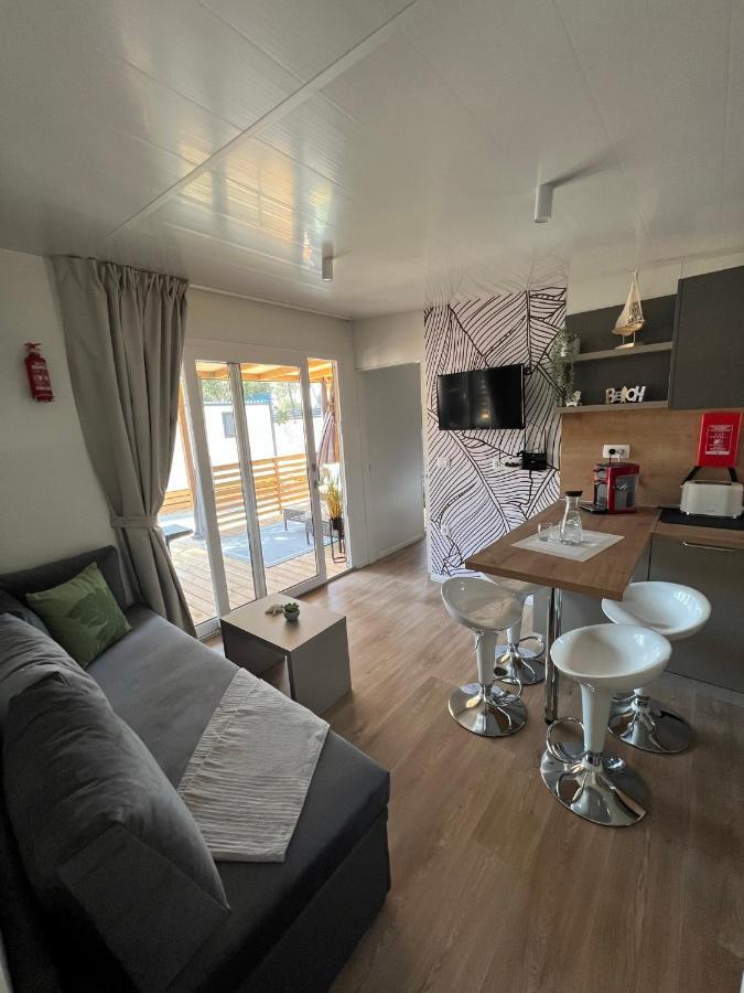 Mobile Home La Vida Biograd Na Moru Bagian luar foto